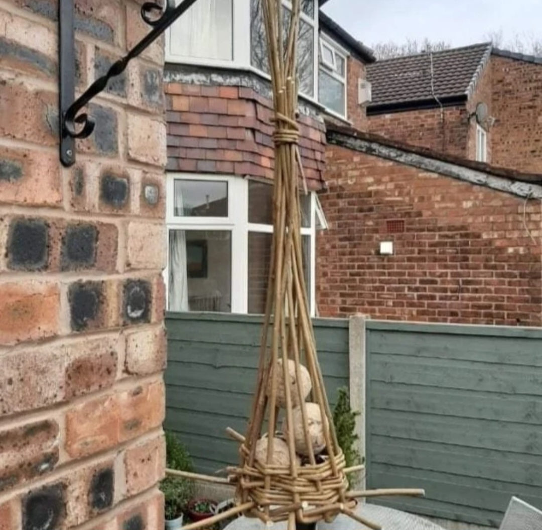 Birdfeeders Workshop at Brooklands Healthclub 25.9.25